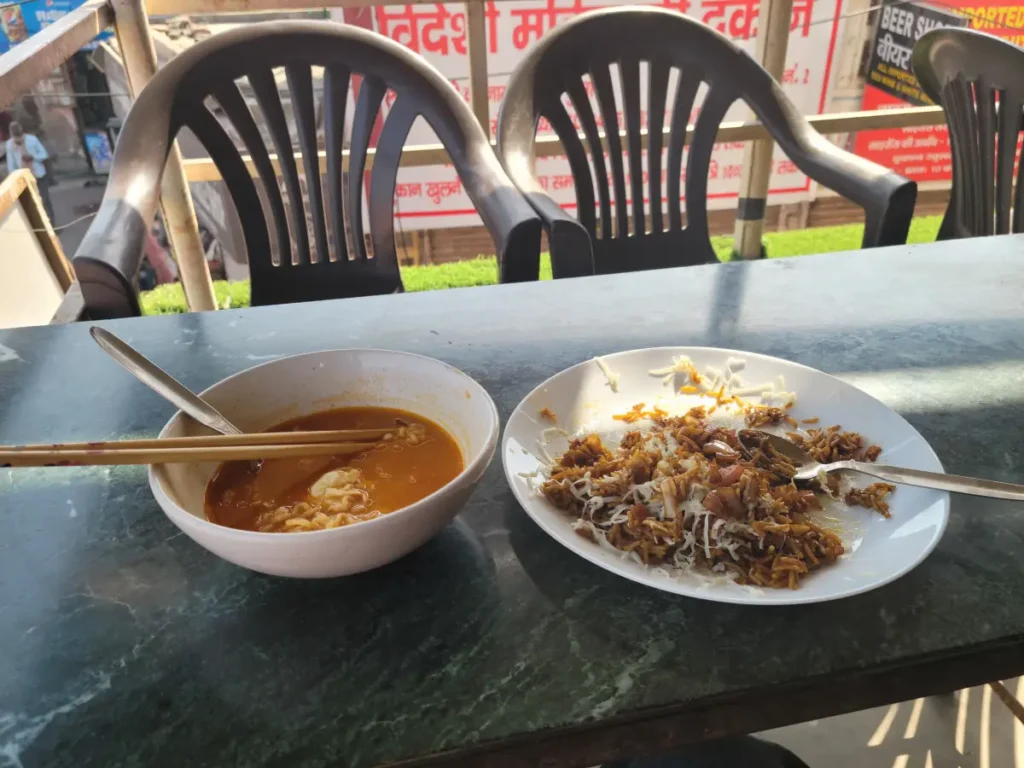 아그라 식당 신라면