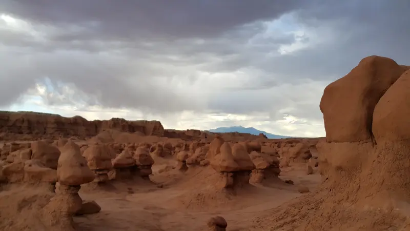 Goblin Valley State Park의 후두가 보임