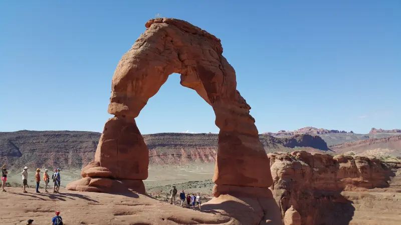 Arches National Park에서 가장 유명한 Delicate Arch의 우람한 모습