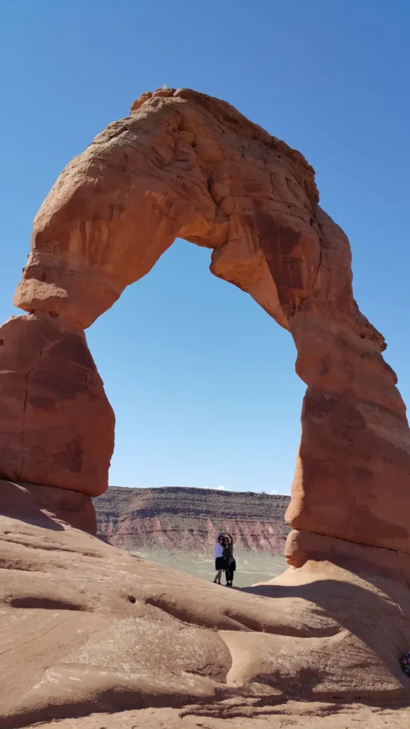Arches National Park에서 가장 유명한 Delicate Arch의 우람한 모습